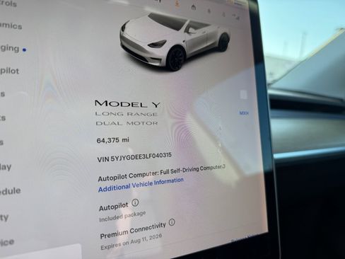 Used 2020 Tesla Model Y Long Range image 8