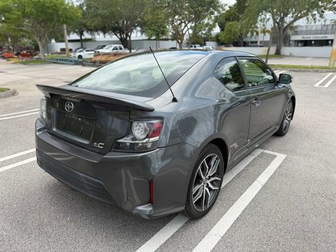 Used 2014 Scion tC FWD image 7