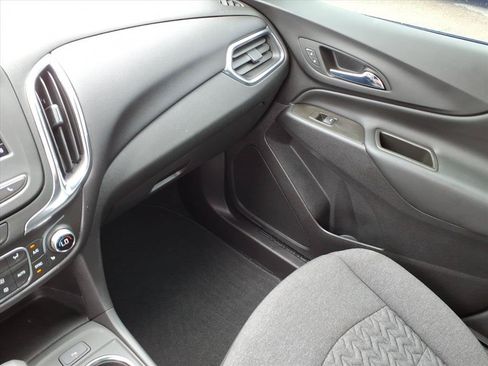Used 2024 Chevrolet Equinox LT FWD image 34