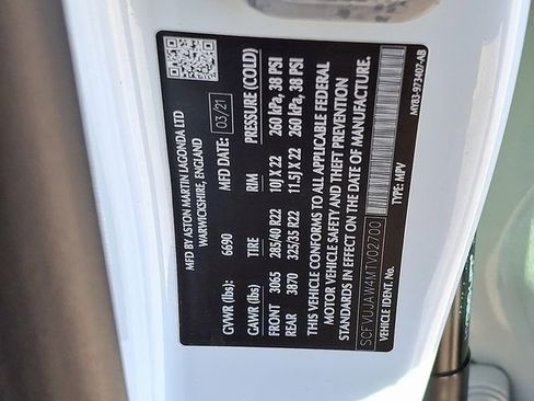 Used 2021 Aston Martin DBX image 22