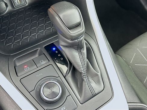 Used 2024 Toyota RAV4 XLE image 24