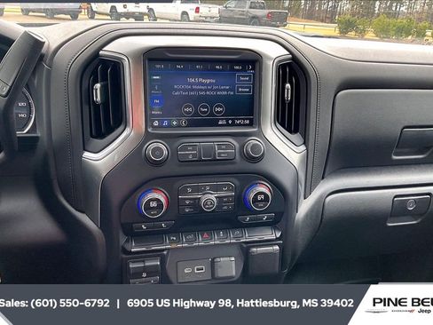 Used 2021 Chevrolet Silverado 2500 LT w/ Fleet Comfort Package image 22