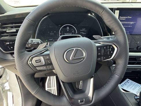 New 2026 Lexus TX 500h AWD image 21