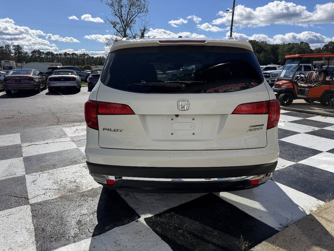 Used 2017 Honda Pilot Touring image 7