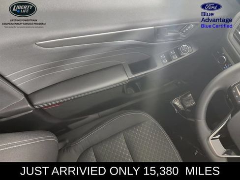 Used 2023 Ford Escape Active AWD/4WD image 31