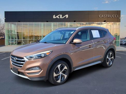 Used 2017 Hyundai Tucson Sport FWD image 2