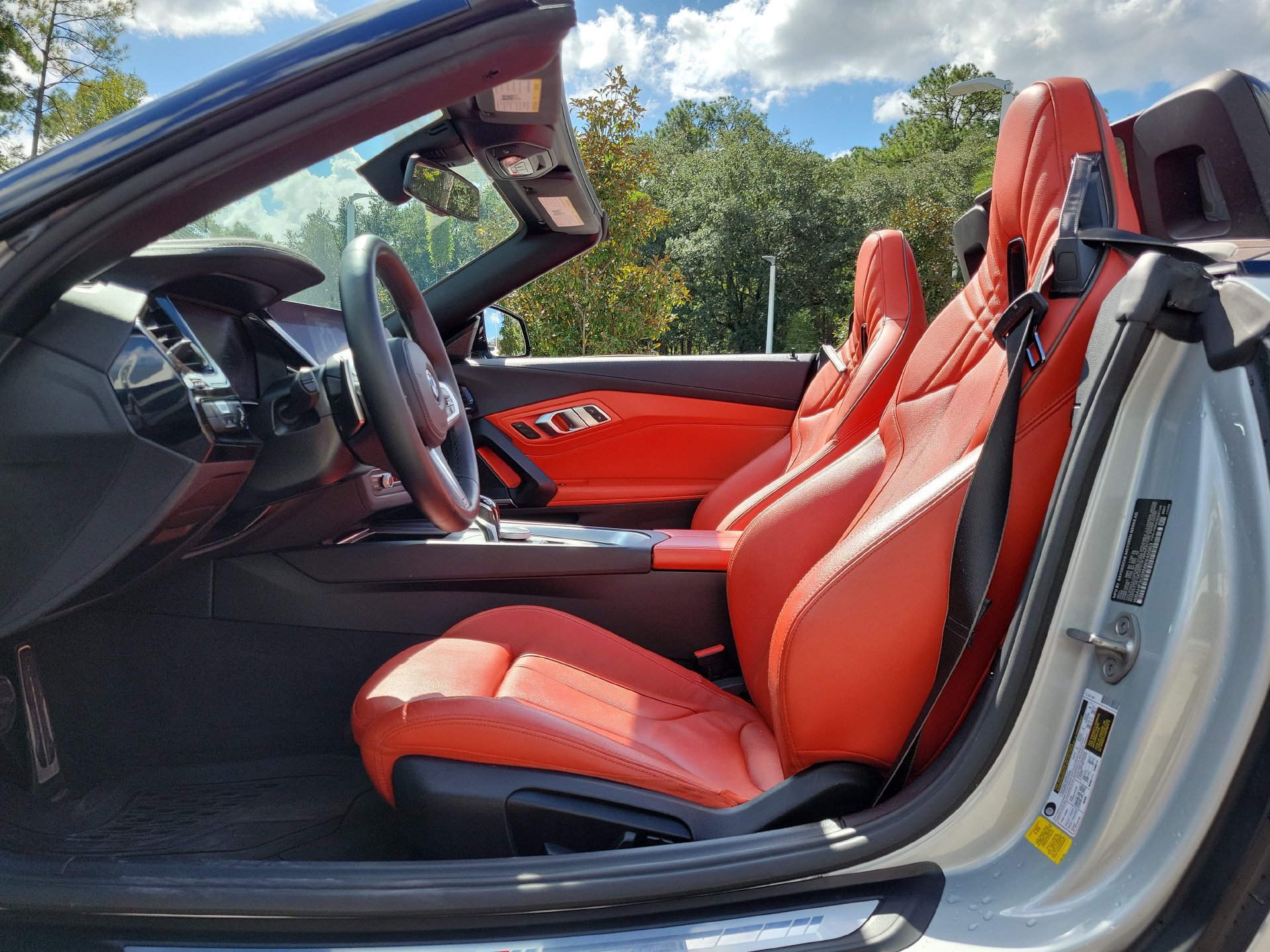 Used 2022 BMW Z4 sDrive30i w/ M Sport Package RWD image 21