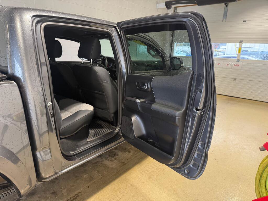 Certified 2023 Toyota Tacoma TRD Sport w/ Black Out Package (TMS) AWD/4WD image 13