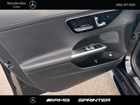 Used 2023 Mercedes-Benz C 300 Sedan image 10