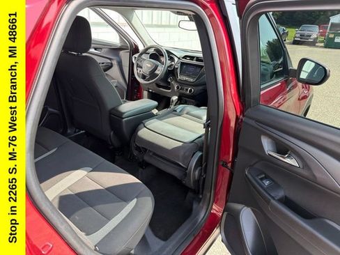 Used 2023 Chevrolet TrailBlazer LT w/ Convenience Package AWD/4WD image 26