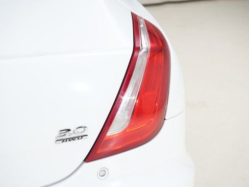 Used 2016 Jaguar XJ L Portfolio image 13