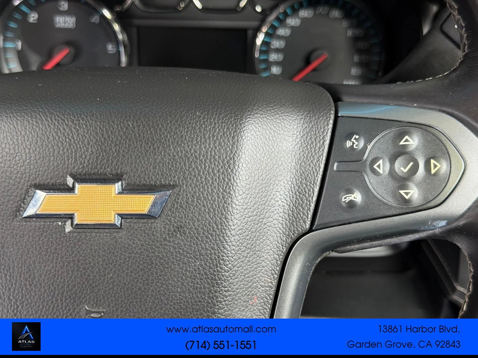 Used 2016 Chevrolet Suburban LS RWD image 34