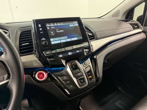 Used 2023 Honda Odyssey Touring image 86