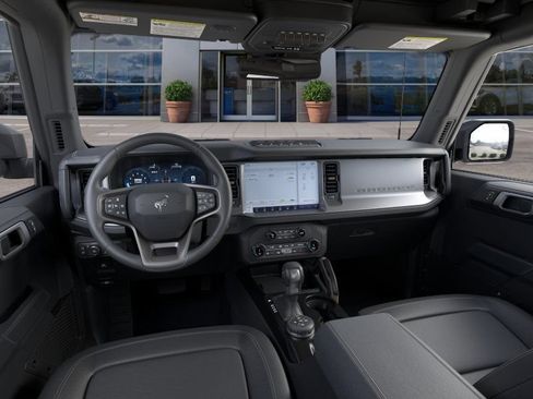 New 2026 Ford Bronco Badlands AWD/4WD image 8