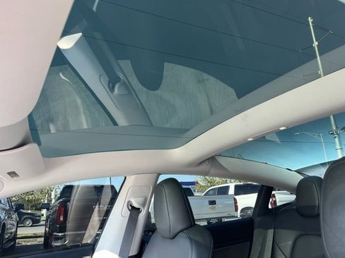 Used 2023 Tesla Model 3 Standard Range image 24