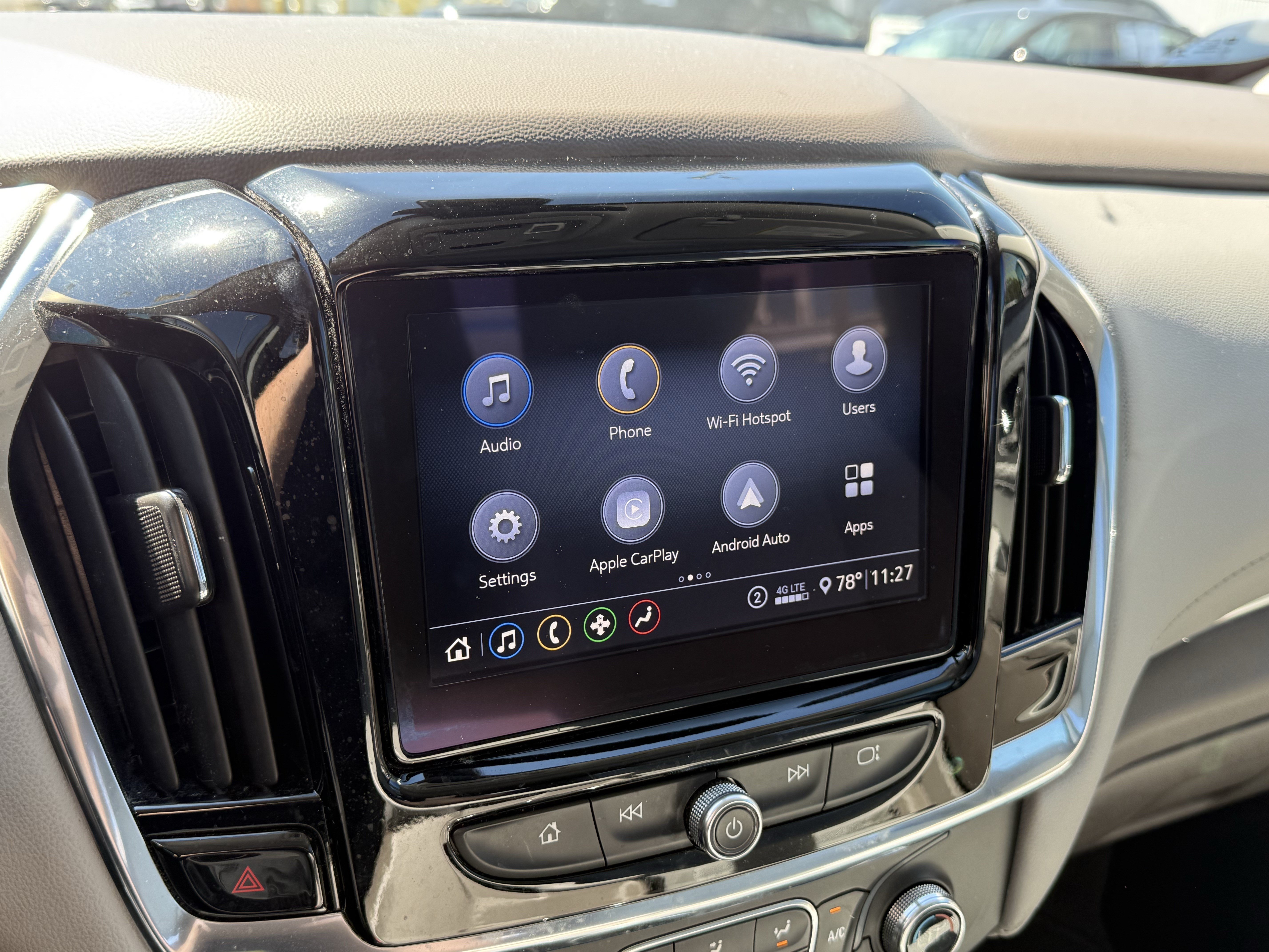 Used 2021 Chevrolet Traverse LT FWD image 15