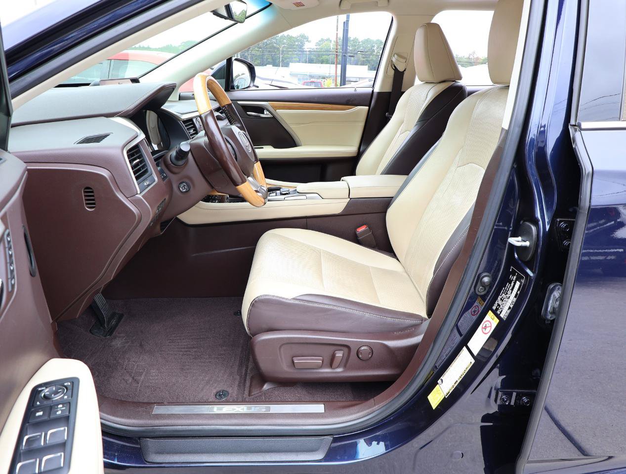 Used 2019 Lexus RX 350L FWD image 13