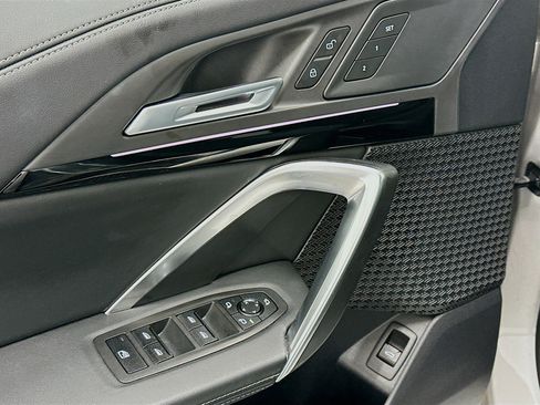 Used 2025 BMW X1 xDrive28i image 15