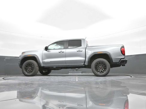New 2026 GMC Canyon Elevation w/ Convenience Package image 35
