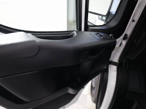 Used 2025 RAM ProMaster 3500 w/ Safety Group image 17