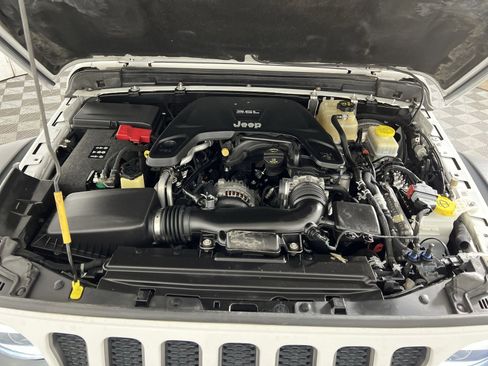 Used 2018 Jeep Wrangler Unlimited Rubicon AWD/4WD image 26