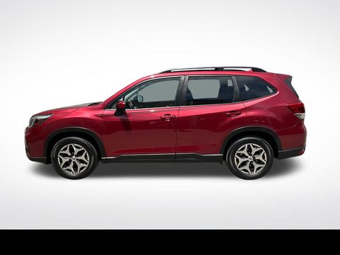 Used 2020 Subaru Forester Premium AWD/4WD image 2