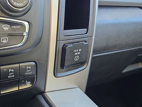 Used 2017 RAM 1500 Big Horn image 19