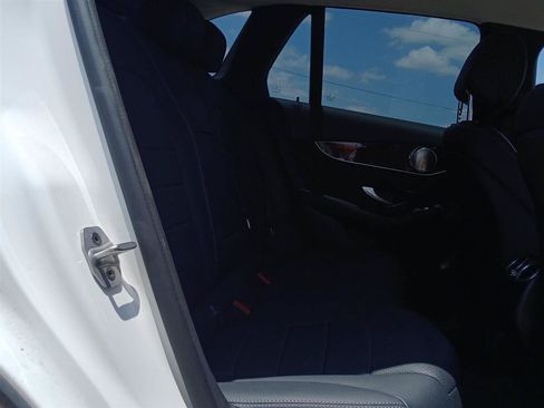 Used 2021 Mercedes-Benz GLC 300 4MATIC image 20