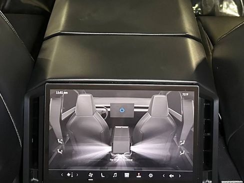 Used 2025 Tesla Cybertruck Cyberbeast AWD/4WD image 34