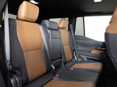 Used 2026 Lexus GX 550 image 23