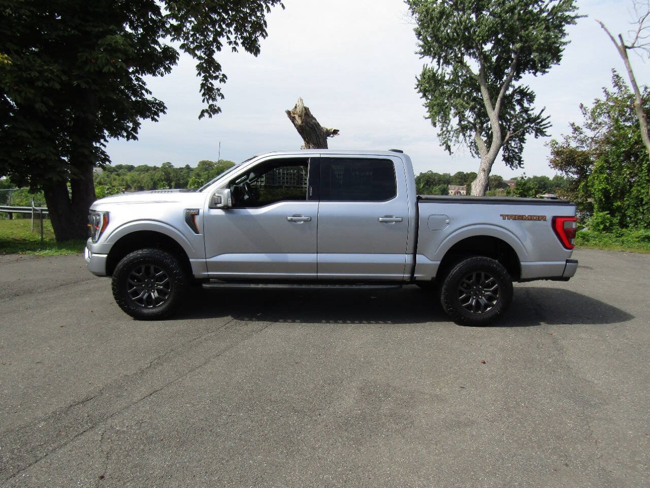 Used 2022 Ford F150 Tremor w/ Equipment Group 402A High AWD/4WD image 4