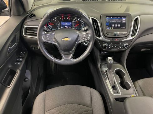 Certified 2020 Chevrolet Equinox LT w/ Driver Convenience Package image 2