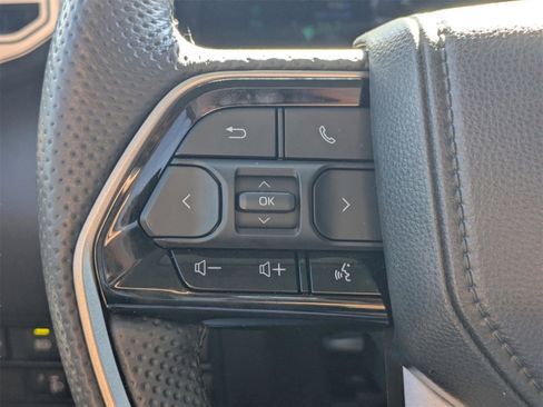 Used 2024 Toyota Tundra Limited w/ Power Package image 30