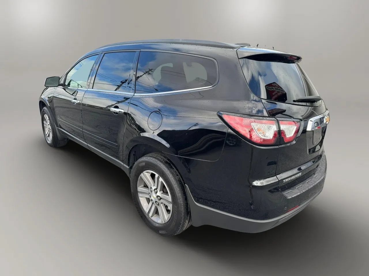 Used 2017 Chevrolet Traverse LT FWD image 8