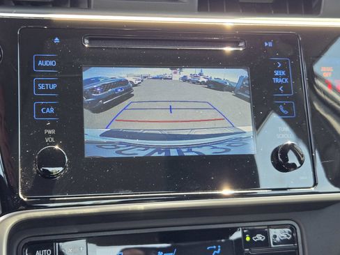 Used 2019 Toyota Corolla SE FWD image 17