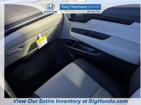 New 2026 Honda Odyssey Elite image 17