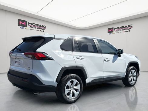 Used 2024 Toyota RAV4 LE image 8