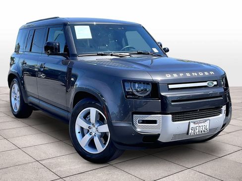Used 2025 Land Rover Defender 110 S AWD/4WD image 2