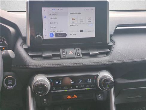 Used 2023 Toyota RAV4 XLE Premium image 15