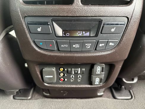 Used 2019 Acura MDX w/ Advance & Entertainment AWD/4WD image 28