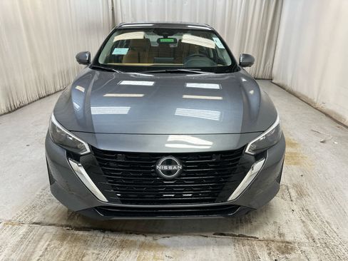 New 2025 Nissan Sentra SV image 7