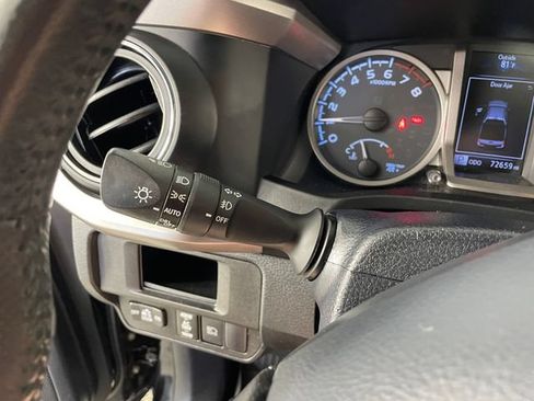 Used 2019 Toyota Tacoma Limited AWD/4WD image 13