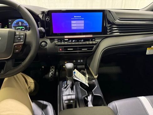 New 2026 Toyota Camry Hybrid w/ Multimedia Upgrade Package AWD/4WD image 19