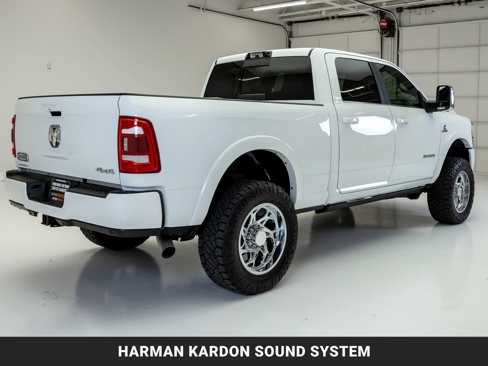 Used 2024 RAM 2500 Limited w/ Safety Group AWD/4WD image 9