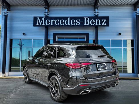 New 2026 Mercedes-Benz GLC 300 4MATIC image 4