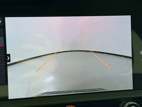 New 2026 Porsche Macan image 20