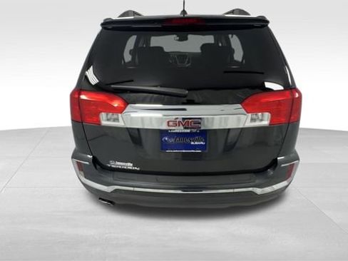 Used 2017 GMC Terrain SLE FWD image 4