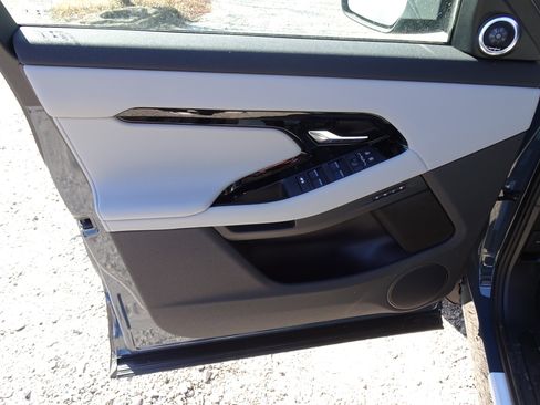 New 2026 Land Rover Range Rover Evoque S image 16