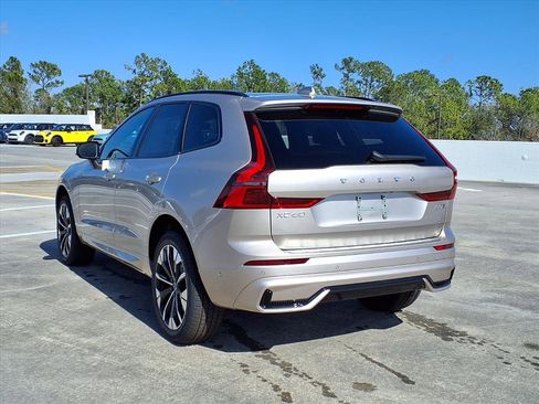 New 2026 Volvo XC60 B5 Plus w/ Protection Package Premier image 5