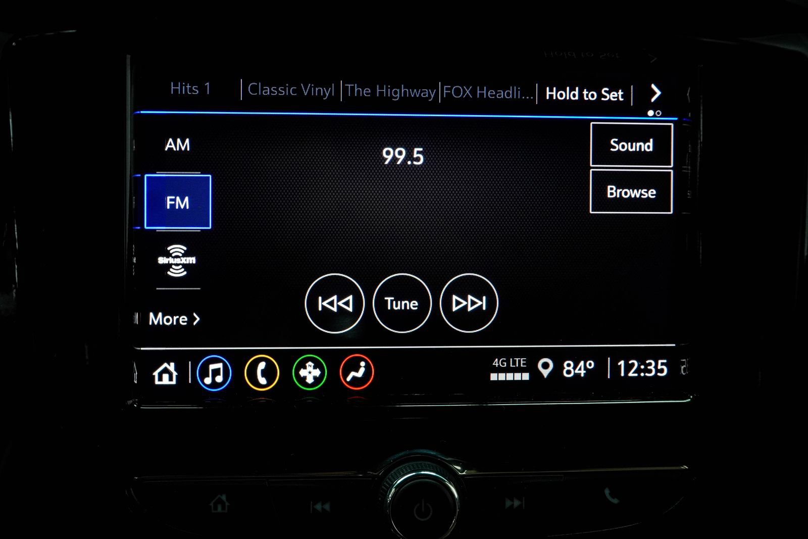 Used 2023 Chevrolet Traverse LS FWD image 26